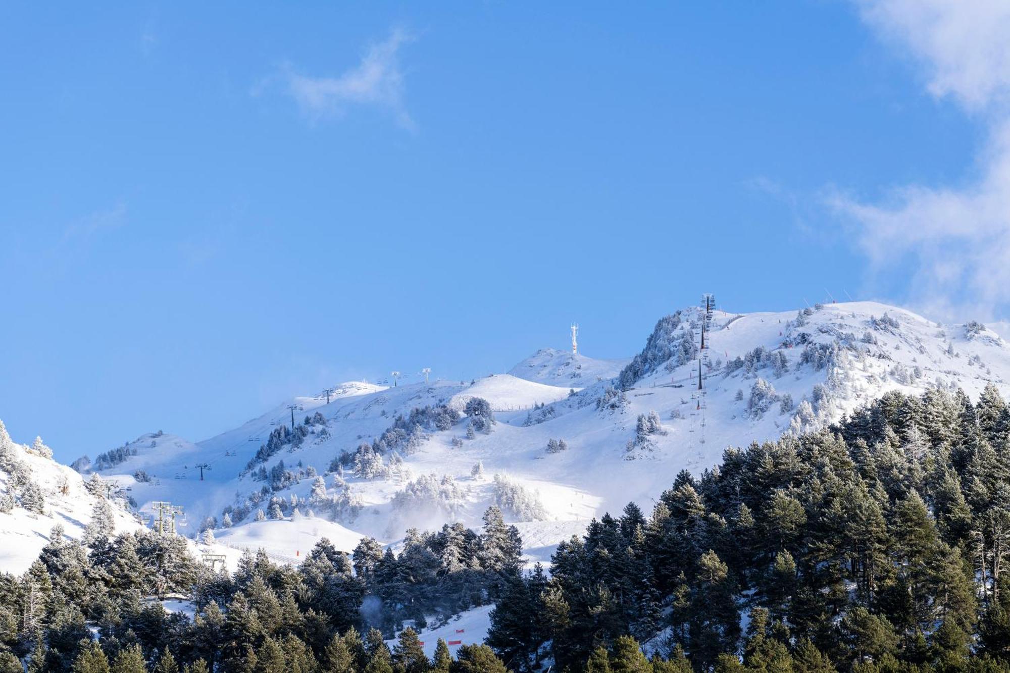 Eurostars La Pleta Hotel Baqueira Beret Bagian luar foto