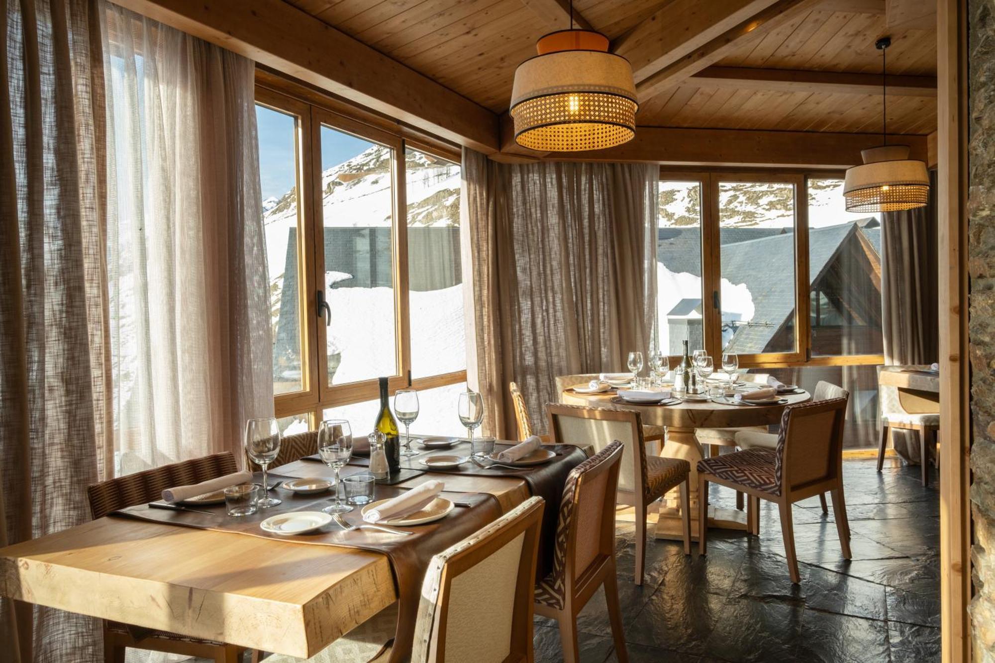 Eurostars La Pleta Hotel Baqueira Beret Bagian luar foto