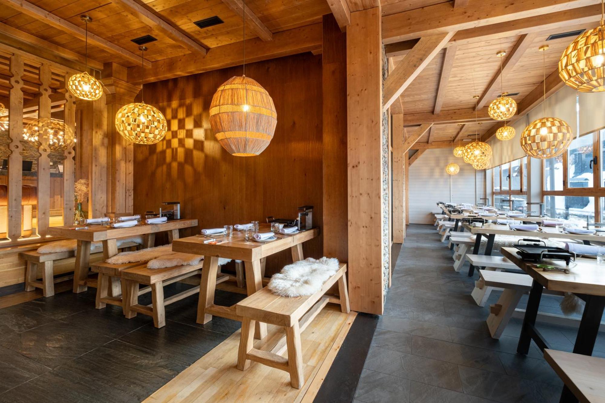 Eurostars La Pleta Hotel Baqueira Beret Bagian luar foto